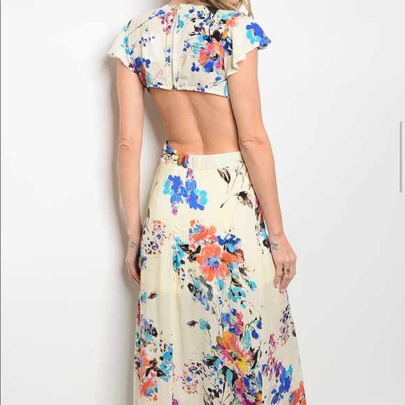 CREAM BLUE FLORAL DRESS - Picture 4 of 4